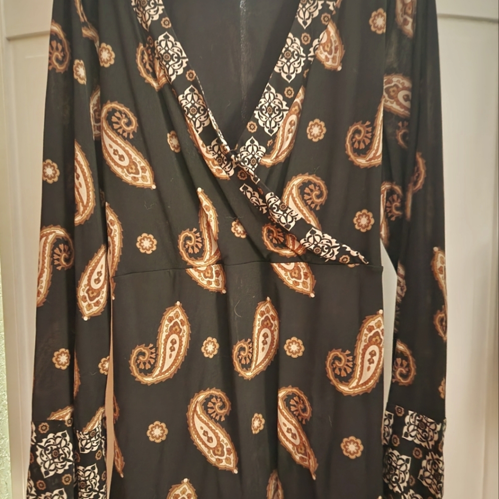 INC black and gold womens paisley top